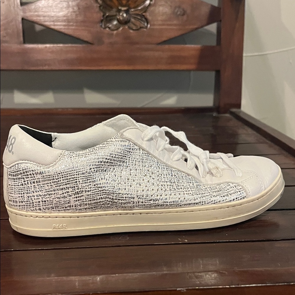 P448 Women's White and Silver Textured Sneakers - Picture 5 of 16